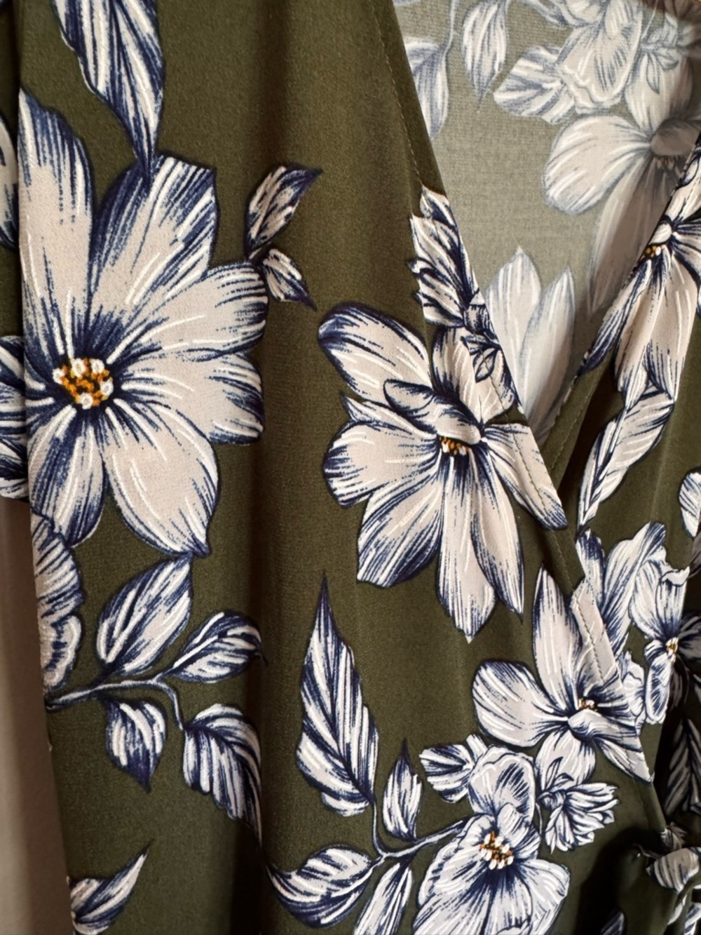 Fortune + Ivy Floral Wrap Dress Green White Midi Hi Low Short Sleeve Size S - Picture 2 of 11